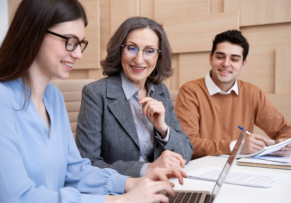 Students learning online with instructor